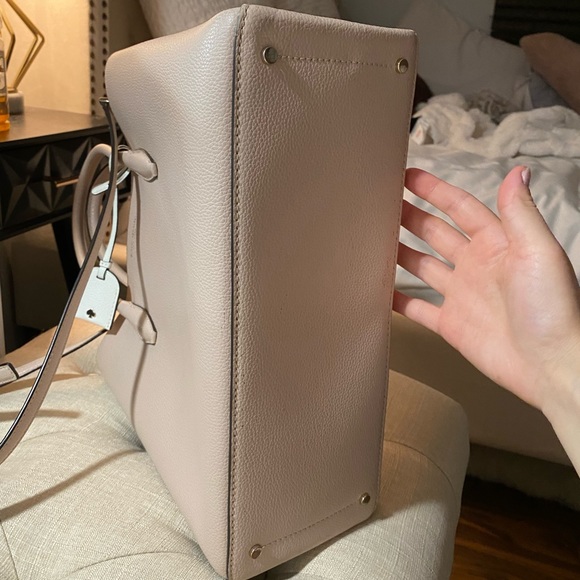 Kate Spade Purse - Picture 2 of 9